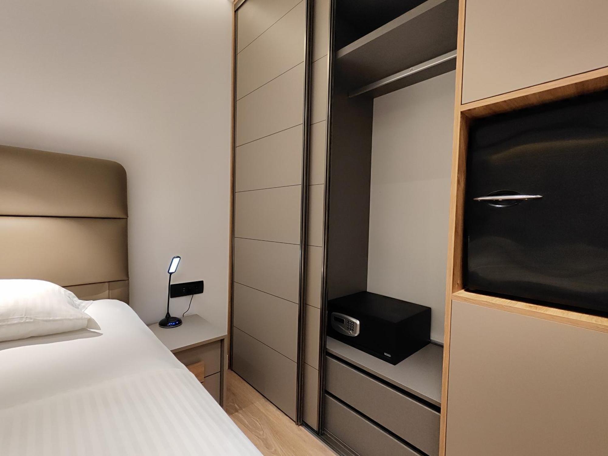 Amd Premium Rooms บุดวา ภายนอก รูปภาพ